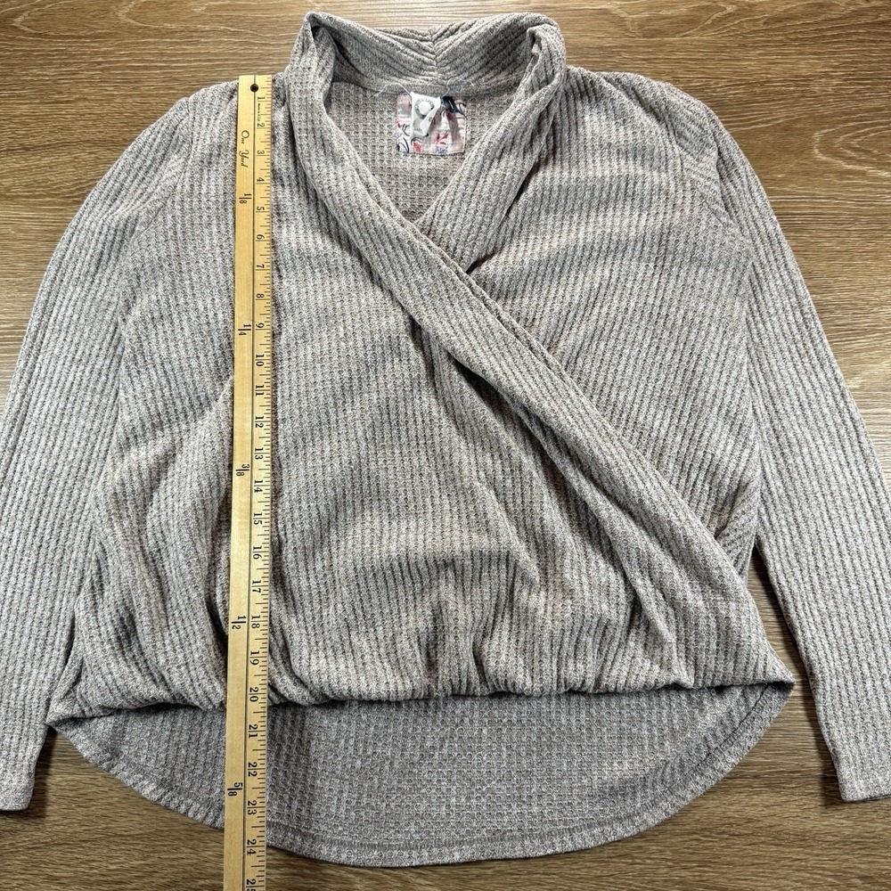 Akemi + Kin Anthropologie Women's M Waffle Knit Wrap Top Gray Hi Low Neutral - Picture 6 of 8